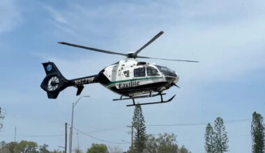 2 Florida deputies airlifted after shooting