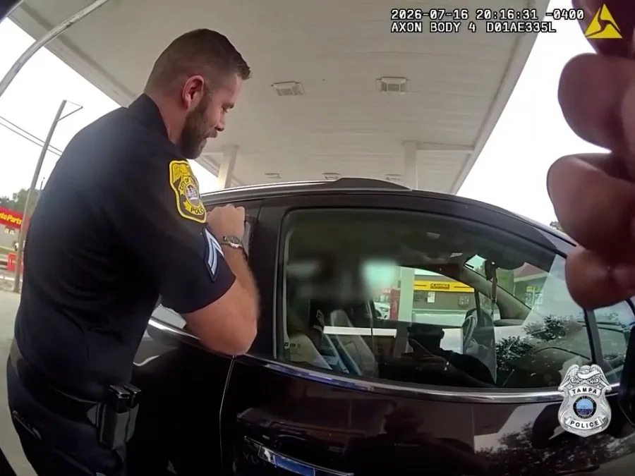 ‘My biggest nightmare’: Tampa officers reunite mom, daughter after child gets locked in car