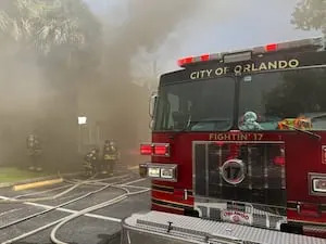 2-alarm fire in Orlando displaces residents, condemns apartments