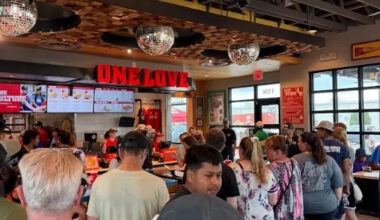 Raising Cane’s opens new Jacksonville restaurant with grand event