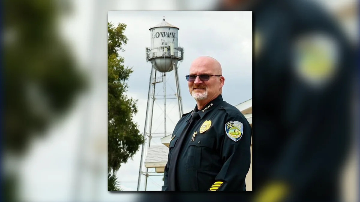 Ex-Florida police chief was having affair, sex on duty with wife of suspect under investigation: FDLE report