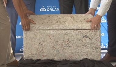 Orlando unveils 50-year-old time capsule