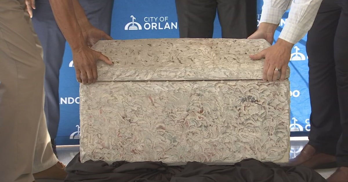 Orlando unveils 50-year-old time capsule