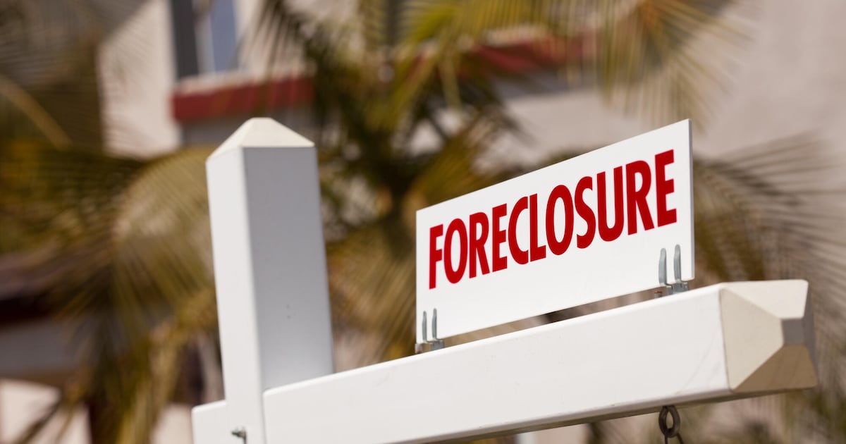 Jacksonville ranks top 10 in U.S. cities with worst mid-year foreclosure rate