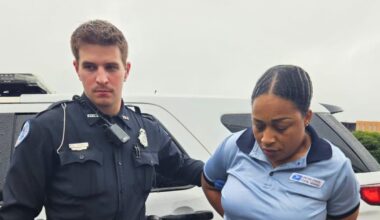 Tallahassee USPS clerk Napeaches Blair arrested for theft