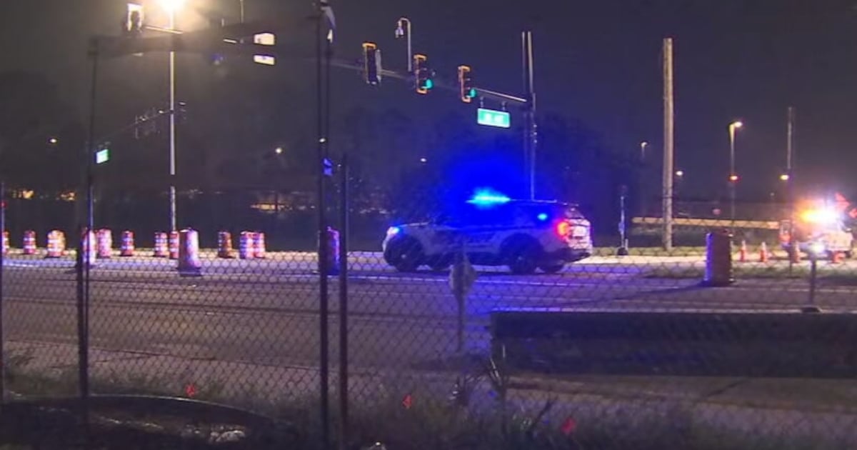A fatal crash shut down SR-417 in Seminole County Friday morning.