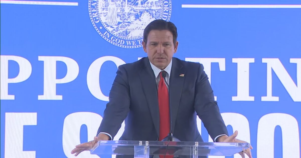 Florida state colleges ban undocumented students