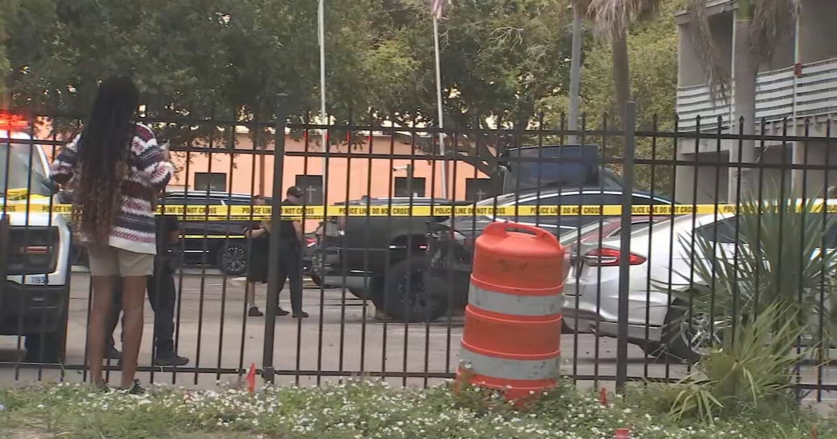 Active scene reported at Orlando apartment complex