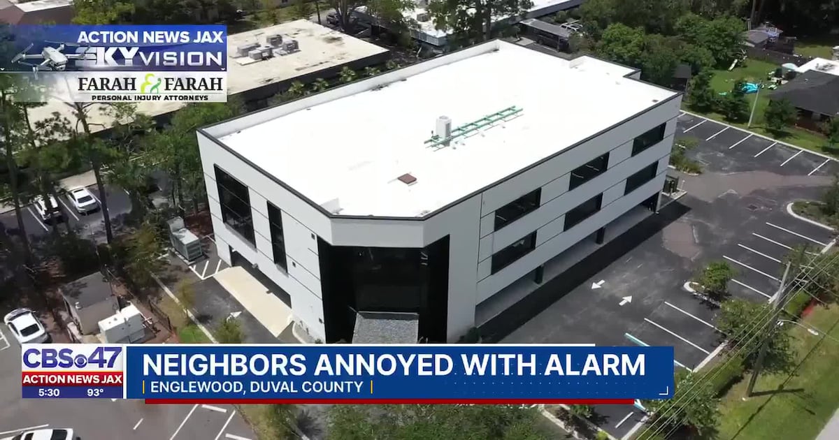 Englewood residents, tenants say vacant building’s alarm blares day and night