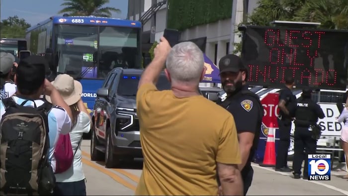 Argentina team departs for practice as fans cheer outside hotel