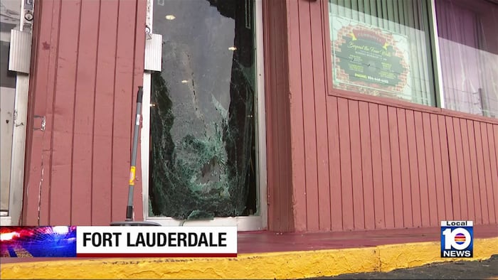 Car crashes into door of Fort Lauderdale church