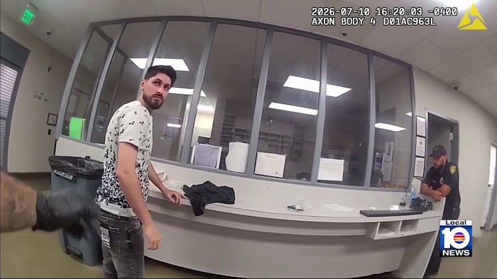 Video shows arrest of suspect following Miami Beach luxury vehicle theft investigation, cops say