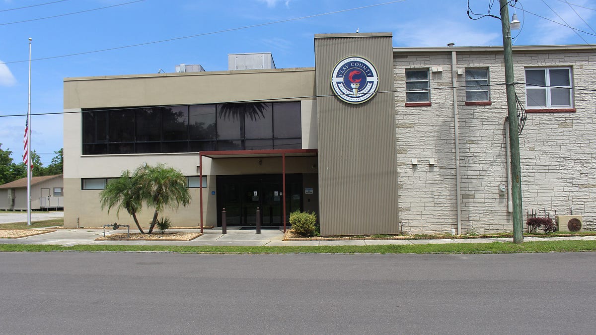 Clay County School District In Florida Considers Getting Rid Of Libraries In Response To LGBTQ+ Books
