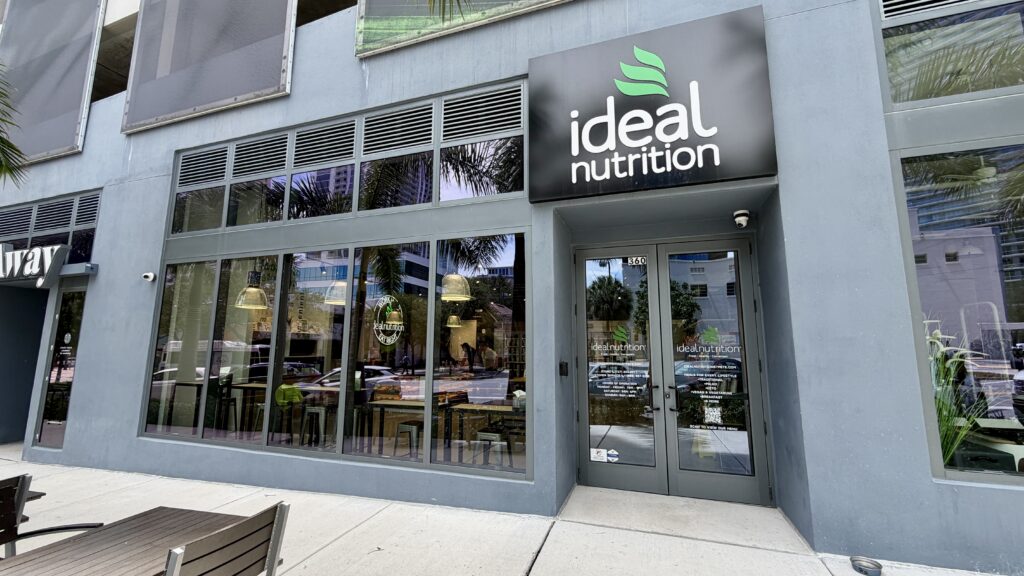 The exterior of Ideal Nutrition in St. Pete