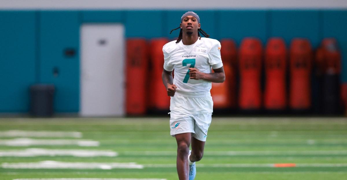 Miami Dolphins News - Can Caleb Douglas earn a starting spot