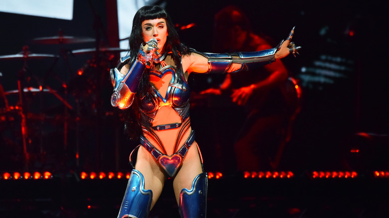 Katy Perry cyborg dark blue metallic suit