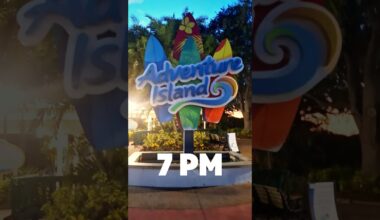Aqua Glow is BACK at Adventure Island! Nighttime Water Park Party in Tampa!