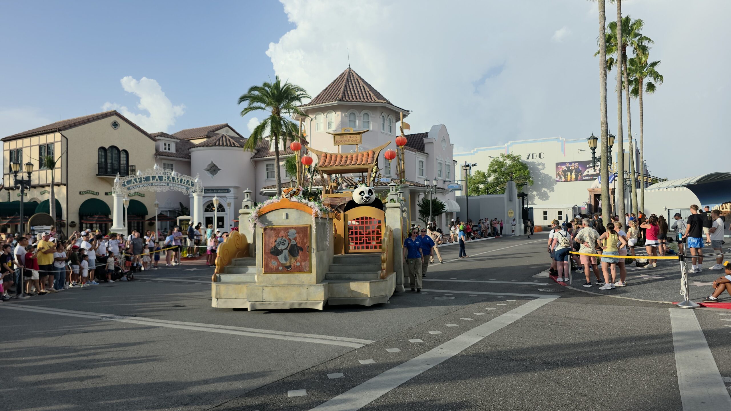 Universal Mega Movie Parade is back at Universal Studios Florida for 2026. The parade features classic Universal IPs like Jurassic Park and E.T. as well as newer franchises like Sing and Kung Fu Panda.