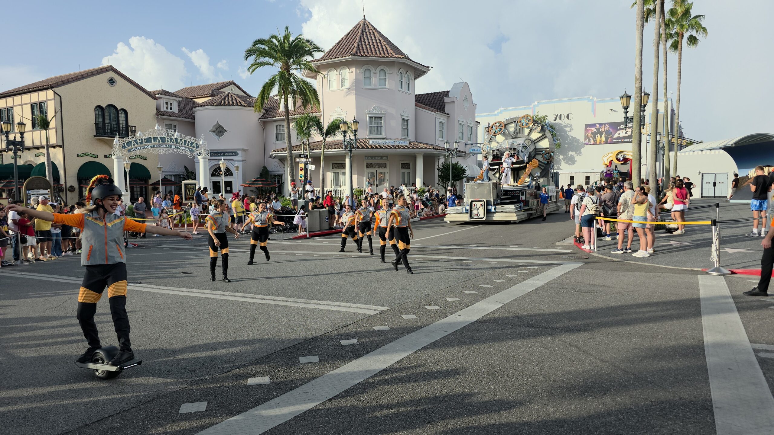 Universal Mega Movie Parade is back at Universal Studios Florida for 2026. The parade features classic Universal IPs like Jurassic Park and E.T. as well as newer franchises like Sing and Kung Fu Panda.