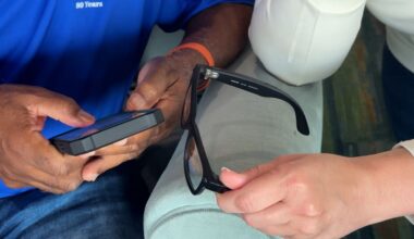 Meta donates AI glasses to blind veterans in Tampa