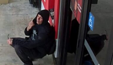 Authorities investigate Wells Fargo robbery in Miami Lakes
