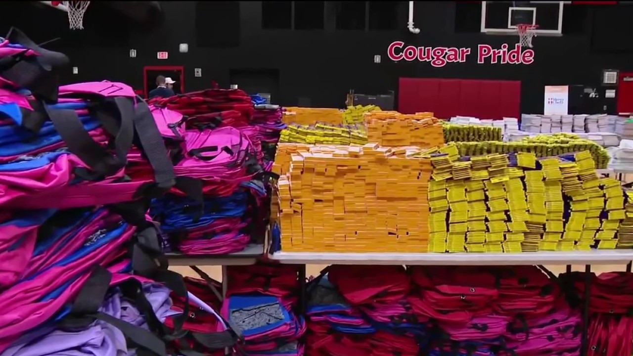 Thousands of volunteers pack free backpacks 