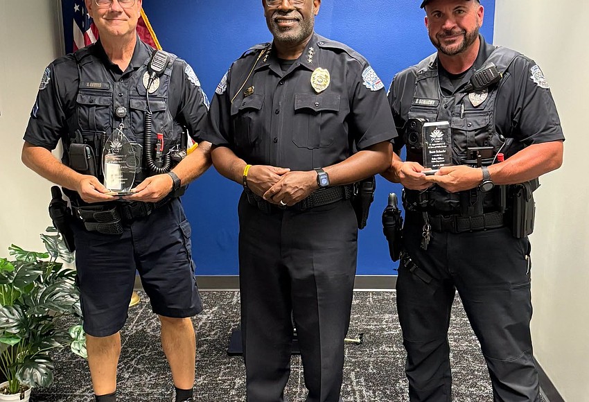 Ocoee officers recognized for decades of services