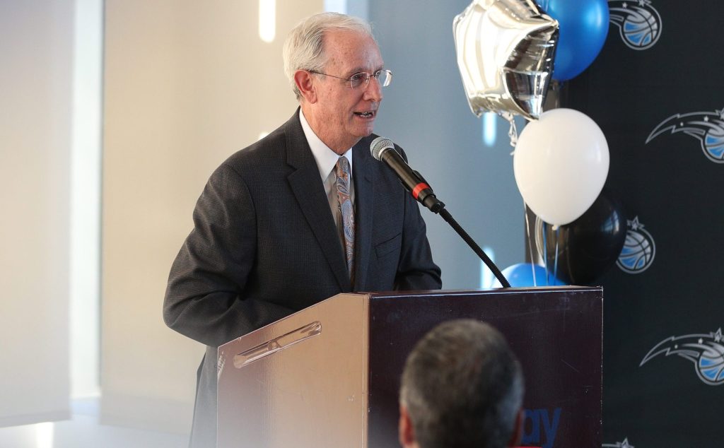 Orlando Magic broadcaster David Steele retires after 37 seasons