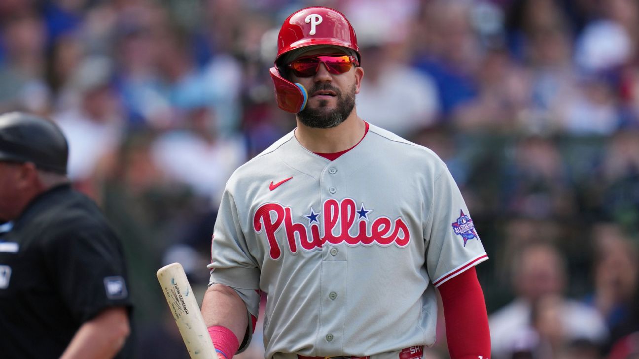 Phillies' Kyle Schwarber expected to miss game in Miami (illness)