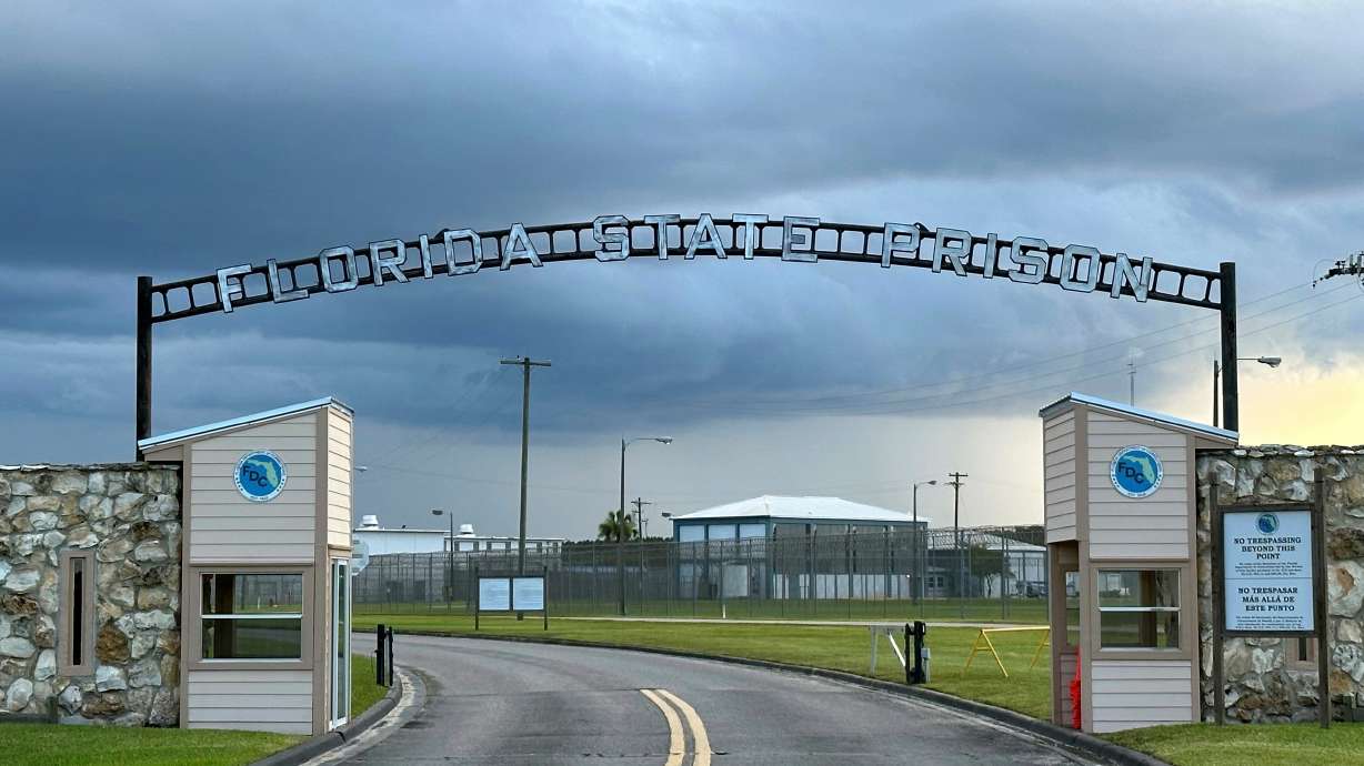 Man, 74, becomes oldest inmate executed in Florida in state's 10th lethal injection this year