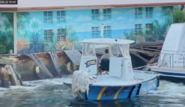Large yacht smashes into Fort Lauderdale dock, city says