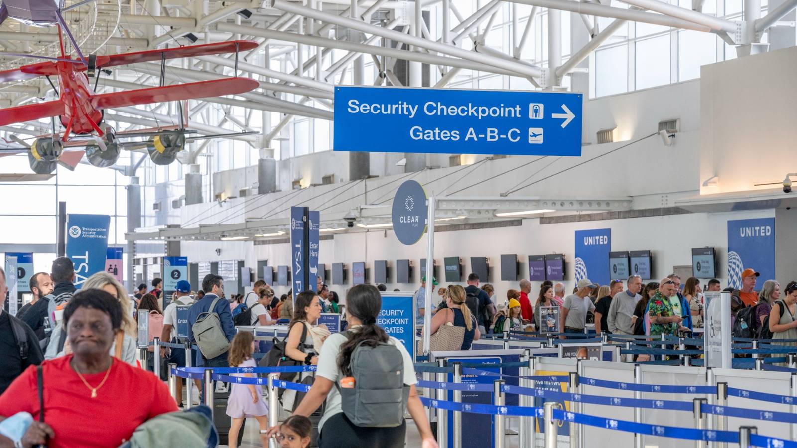 Ditching TSA Agents: 3 Major US Airports Opt In To New Private Screening Model