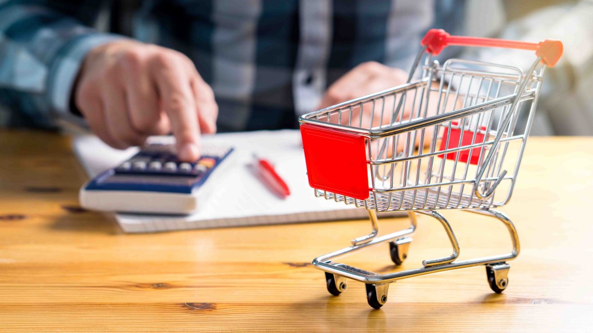Concerned about the cost of living in South Florida? We want to hear from you – NBC 6 South Florida