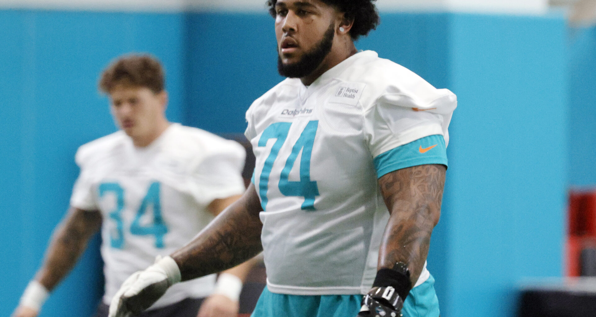 Miami Dolphins' Kadyn Proctor switches from tackle to guard
