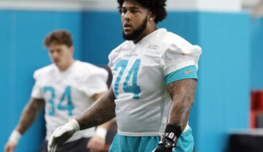 Miami Dolphins' Kadyn Proctor switches from tackle to guard