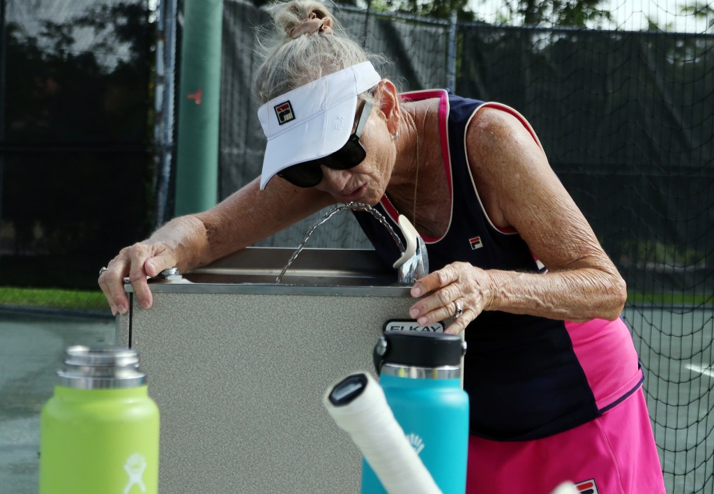 Heat builds in South Florida as advisories take effect