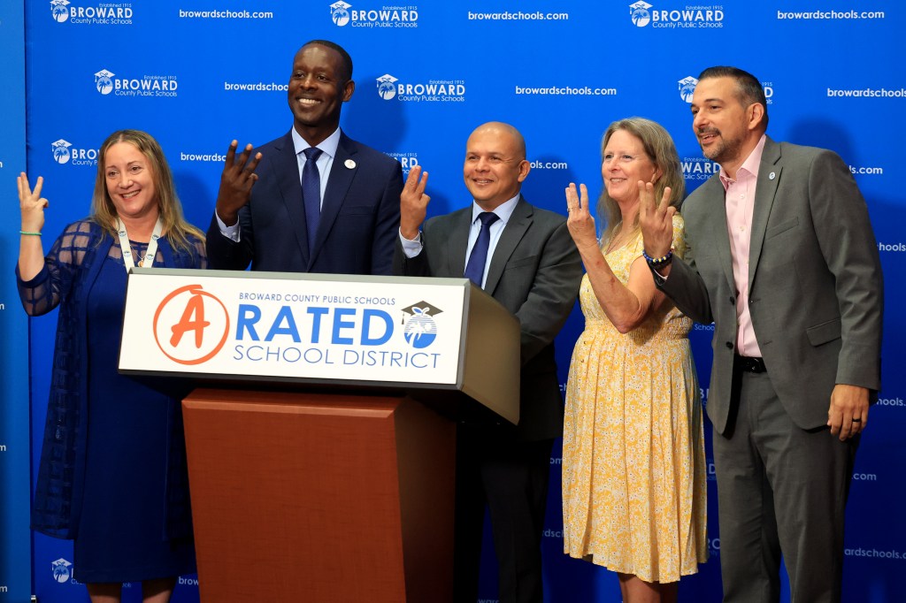 South Florida school districts maintain their A grades