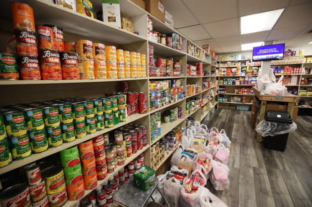 Food pantry at the Christian Service Center in downtown Orlando in 2024. (Ricardo Ramirez Buxeda/ Orlando Sentinel)