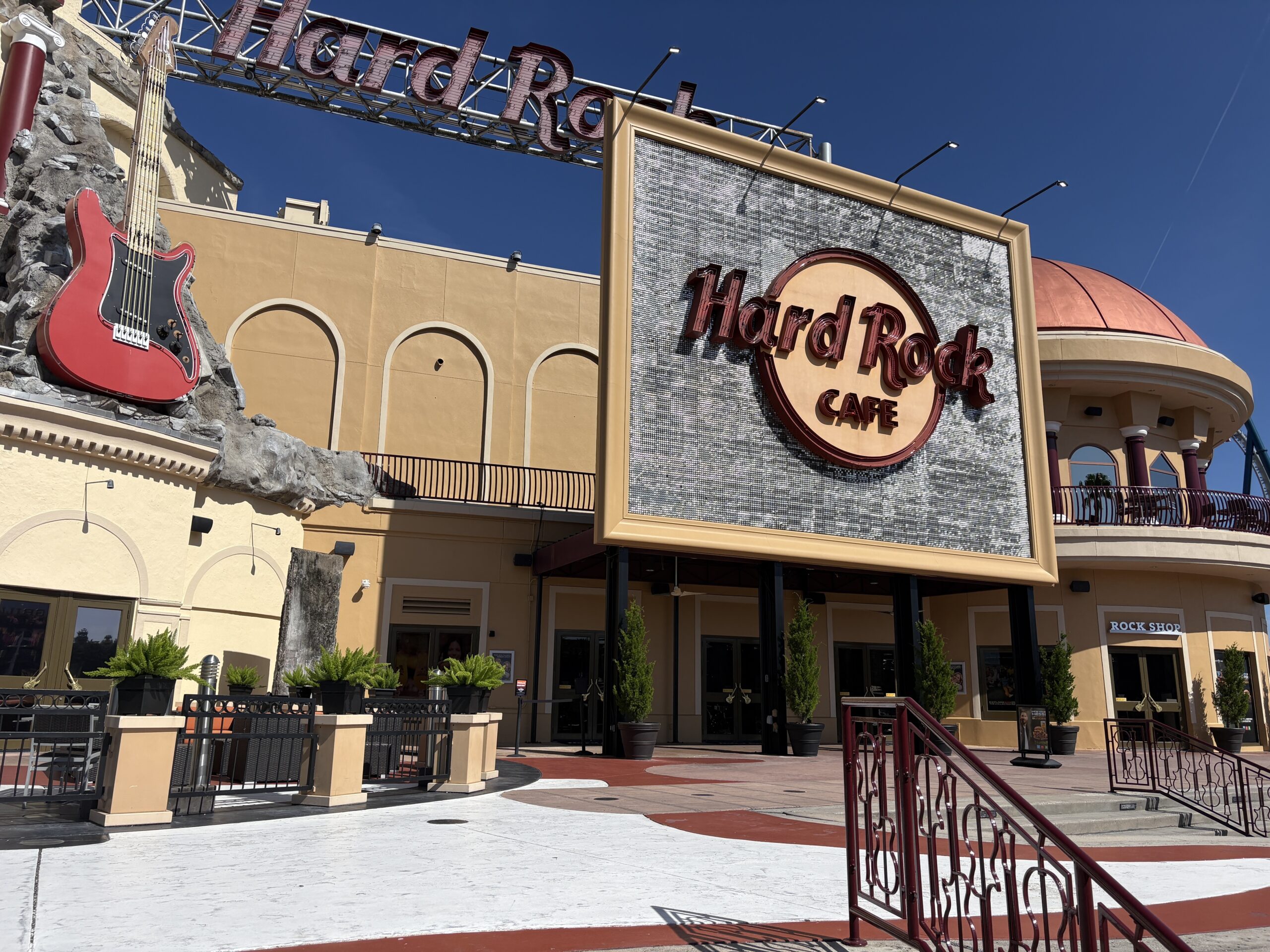 Berlin Wall Piece Moved to New Location at Universal Orlando Hard Rock Cafe
