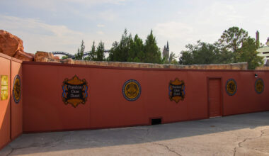 The snack stand and trees outside Mythos Restaurant in Universal Islands of Adventure have been removed as part of ongoing demolition of The Lost Continent.