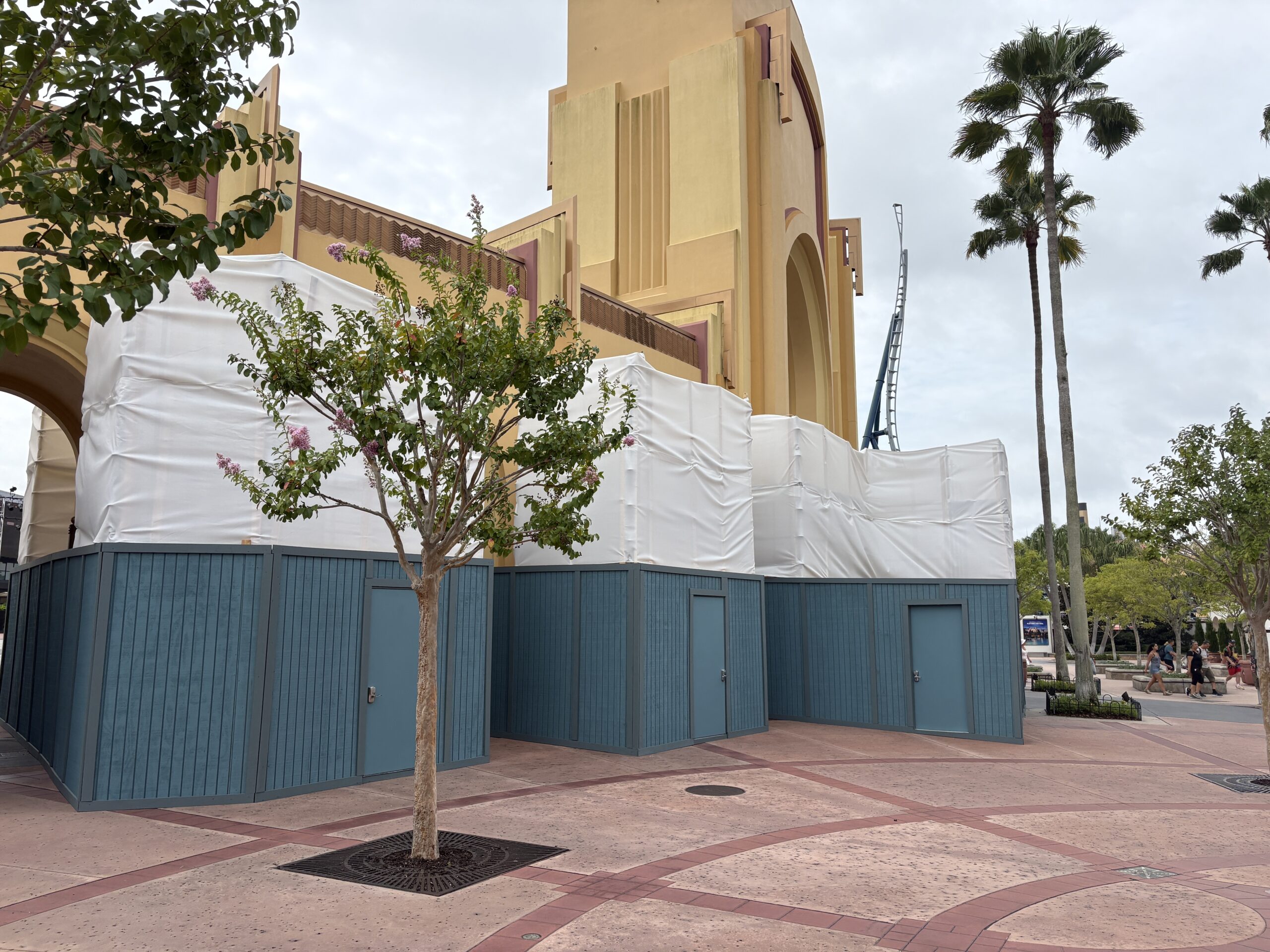 Universal Studios Florida Archway Repainting