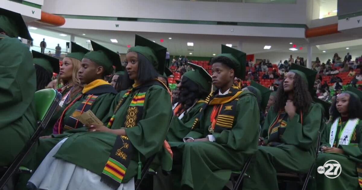 Appeals court blocks Stop W.O.K.E. Act in Florida college classrooms