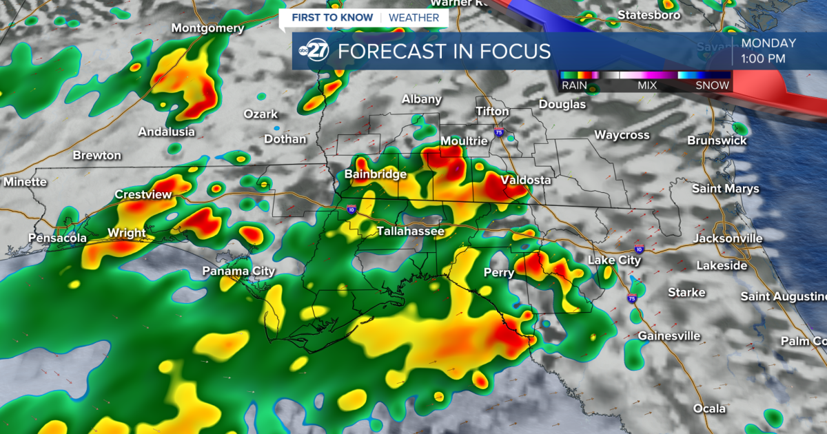 First to Know Forecast: Showers continue to start the week