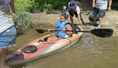 Heat wave sends paddlers to the Great Miami River in search of relief