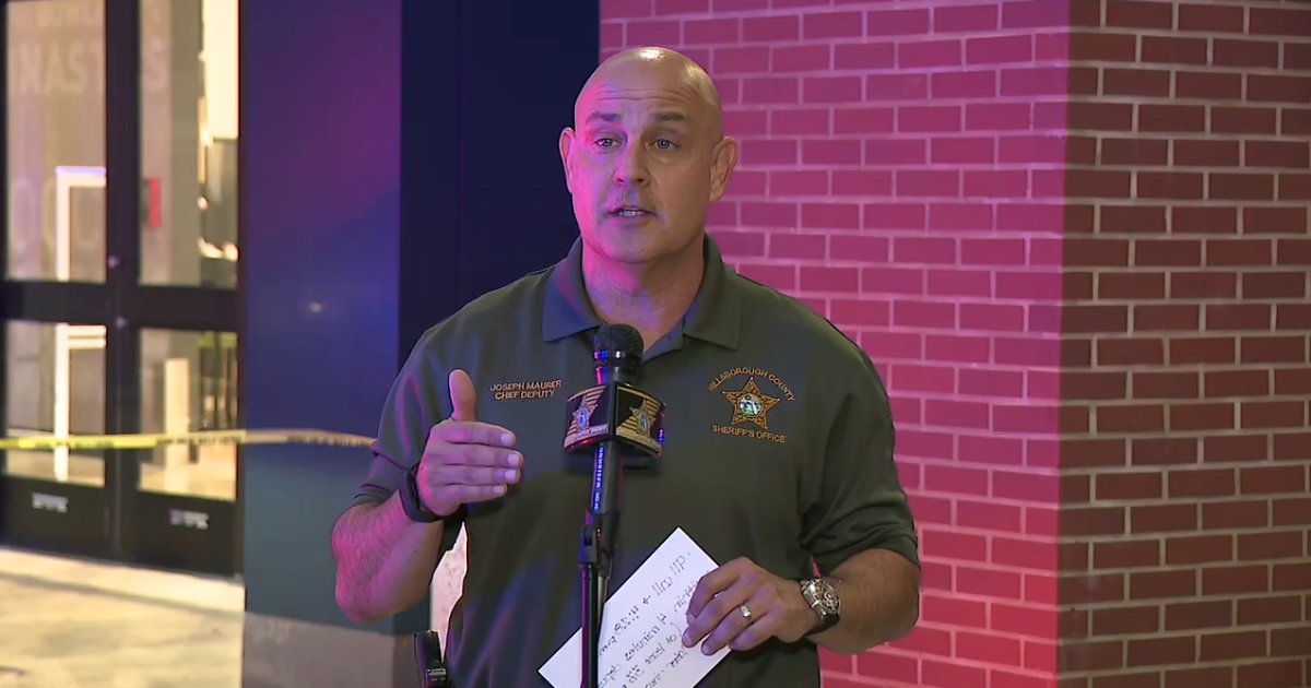 Male found dead in Dick's sports store fitting room: HCSO