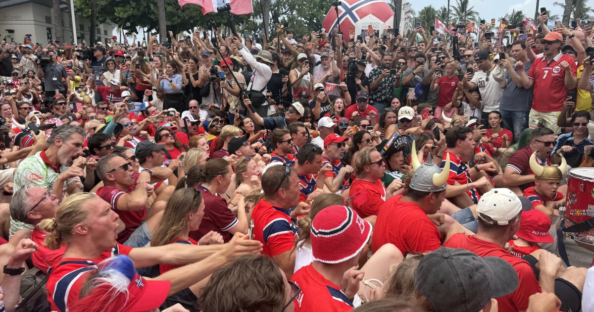 'Ro!': Norwegian fans fill Miami Beach ahead of World Cup match