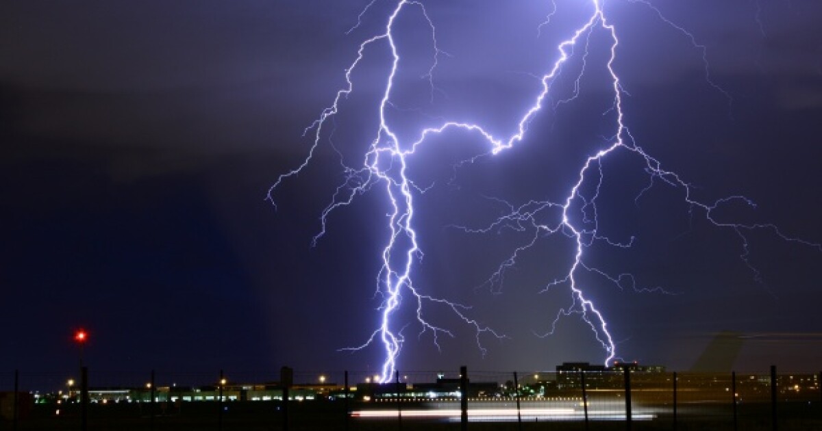 Lightning kills one man in Fort Myers, third lightning fatality of the year | WGCU News