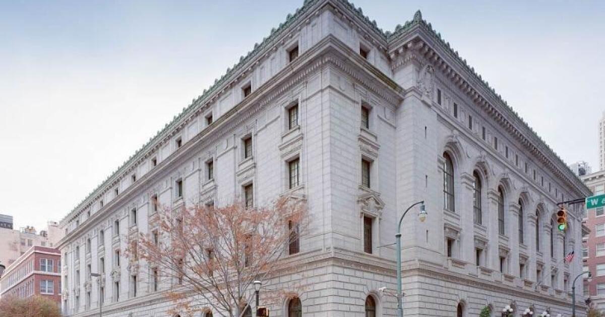 Federal court halts Florida law banning ‘woke’ instruction in universities