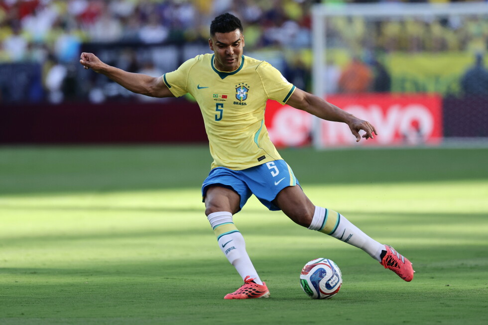 Casemiro signs with Inter Miami, but MLS investigating for possible tampering