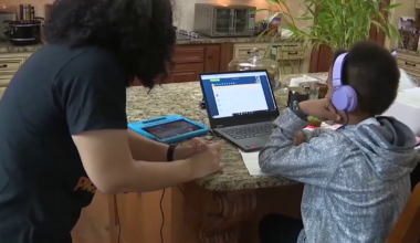 Hillsborough Schools discusses plan to reduce classroom screen time
